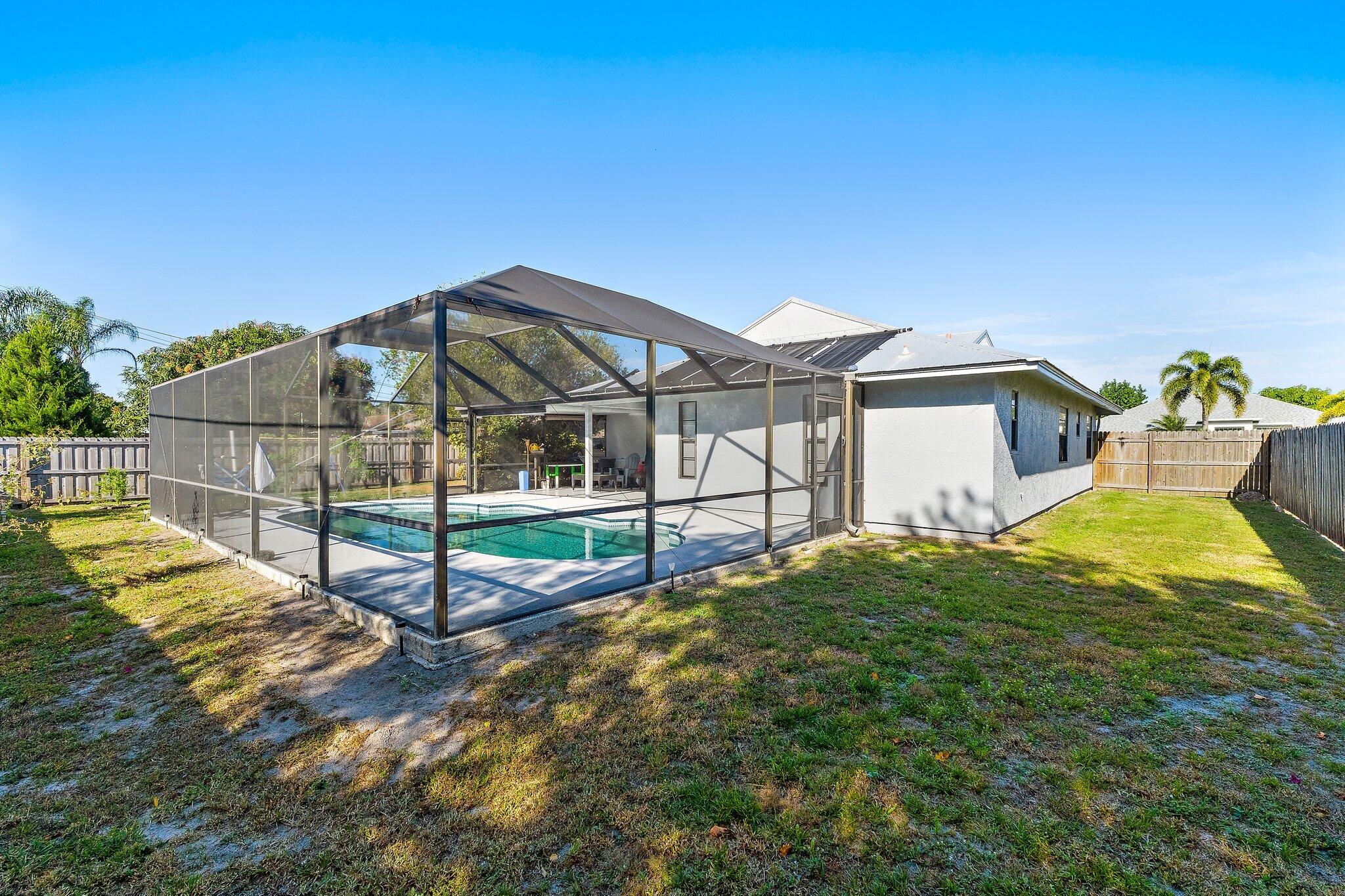 PORT ST LUCIE SECTION 5 - Residential Lease