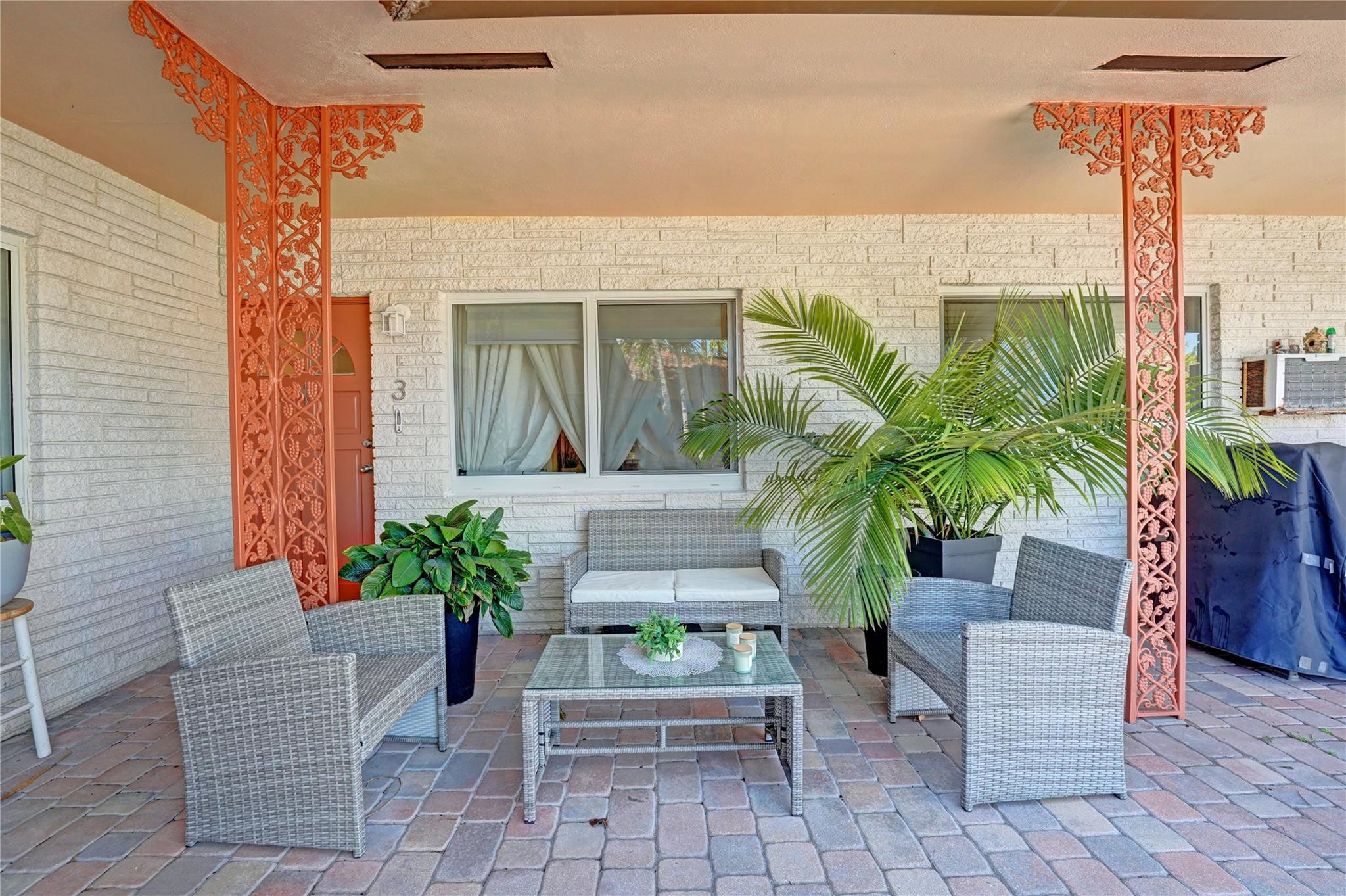 CORAL RIDGE GALT ADD - Residential Income