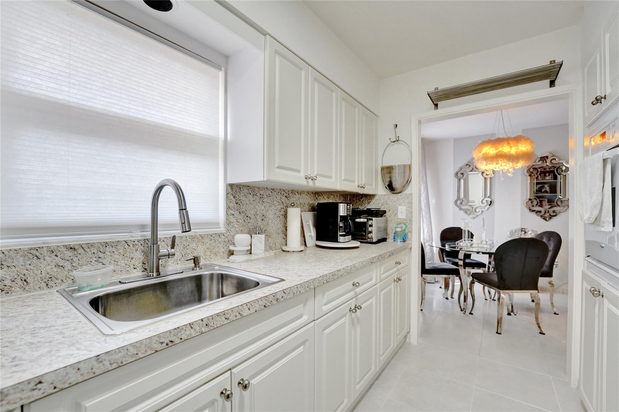 CORAL RIDGE GALT ADD - Residential Income