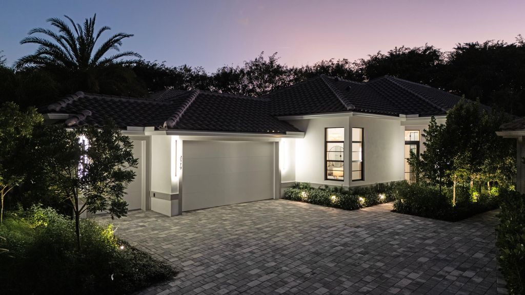 Photo of 2579 Players Court, Wellington, FL 33414 (MLS # R11137527)