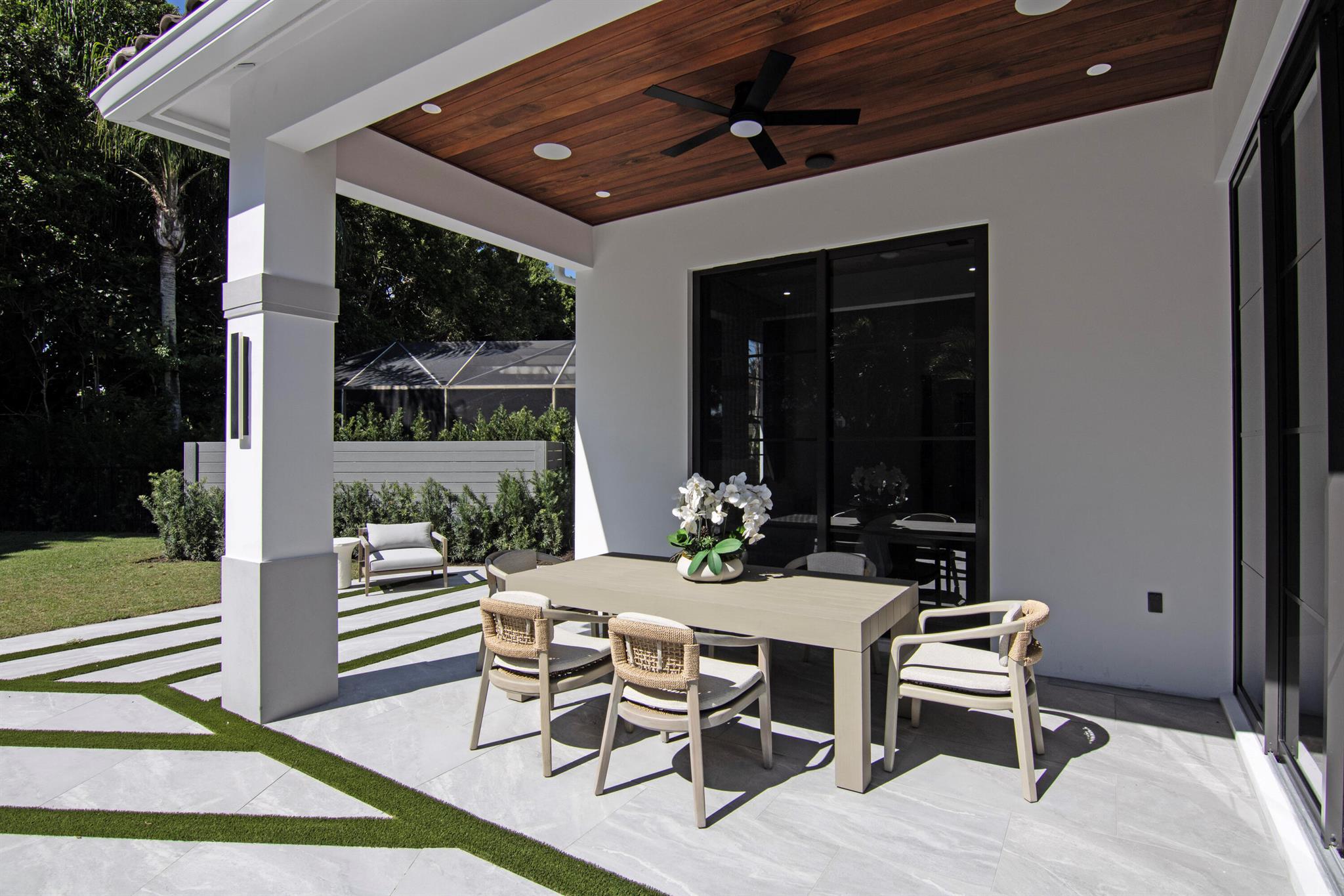 EAGLES LANDING OF P B POL - Residential