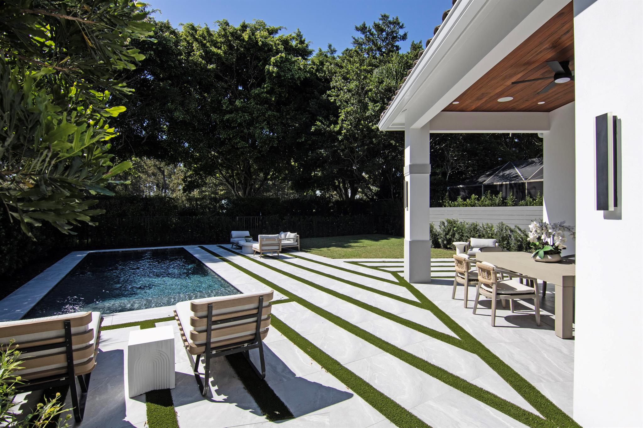 EAGLES LANDING OF P B POL - Residential