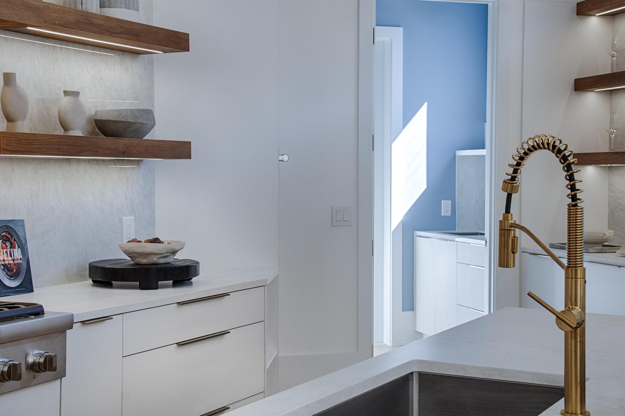 EAGLES LANDING OF P B POL - Residential