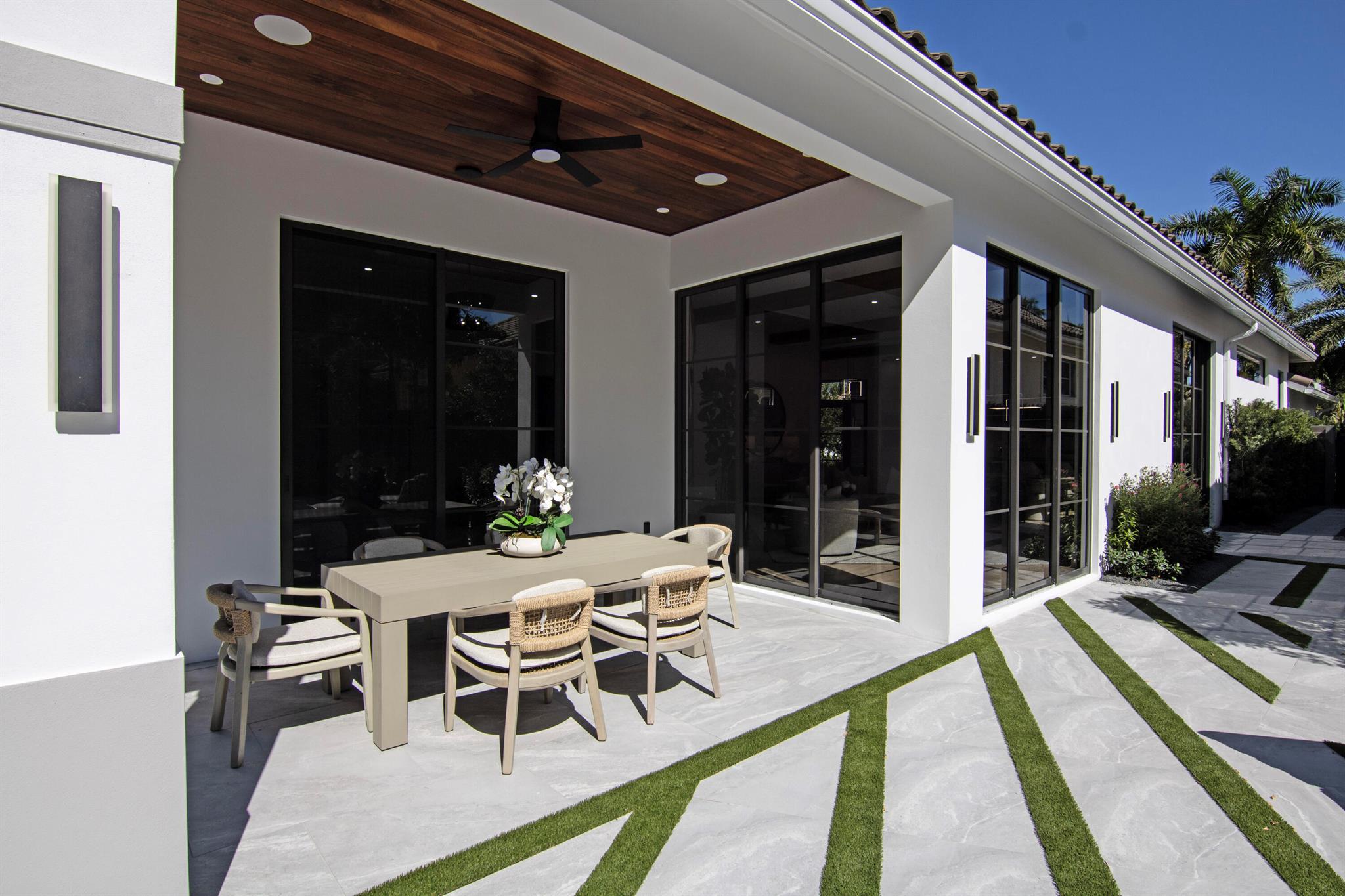 EAGLES LANDING OF P B POL - Residential