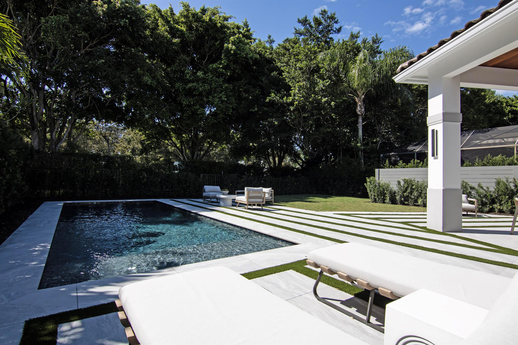 EAGLES LANDING OF P B POL - Residential