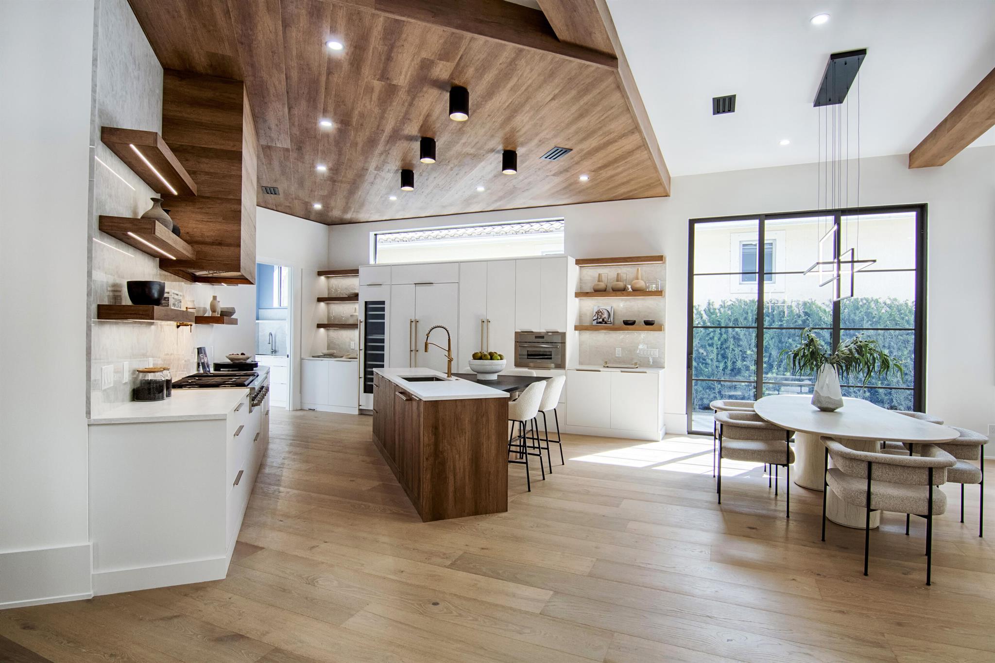 EAGLES LANDING OF P B POL - Residential