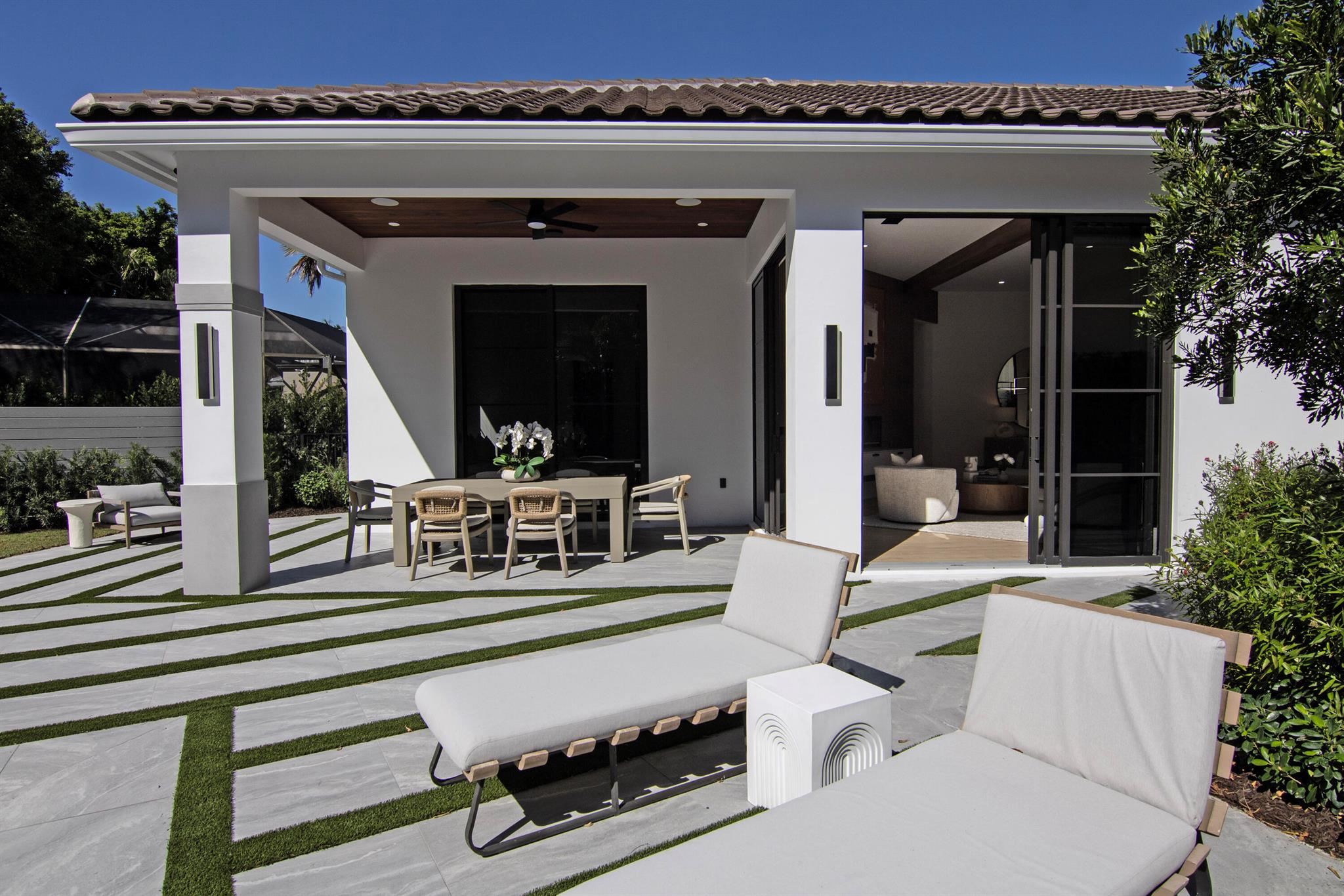 EAGLES LANDING OF P B POL - Residential