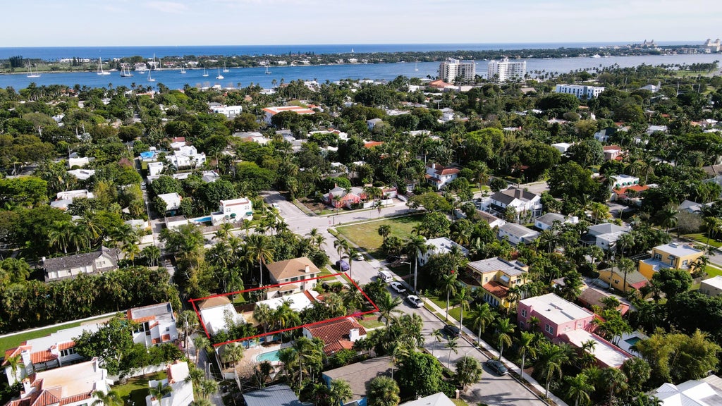 Photo of 519 31ST Street, West Palm Beach, FL 33407 (MLS # B26082402)