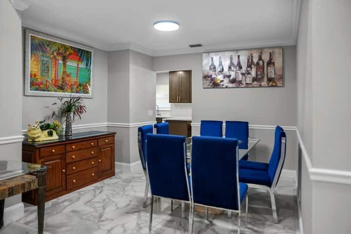 View photos, virtual tours, details... 1800 Wisteria Street
