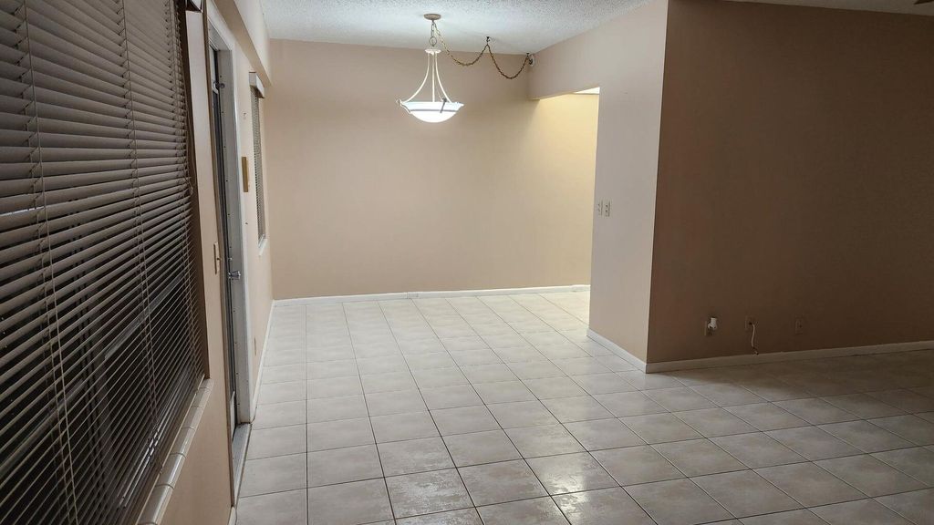 Photo of 251 Fanshaw F, Boca Raton, FL 33434 (MLS # R11168113)