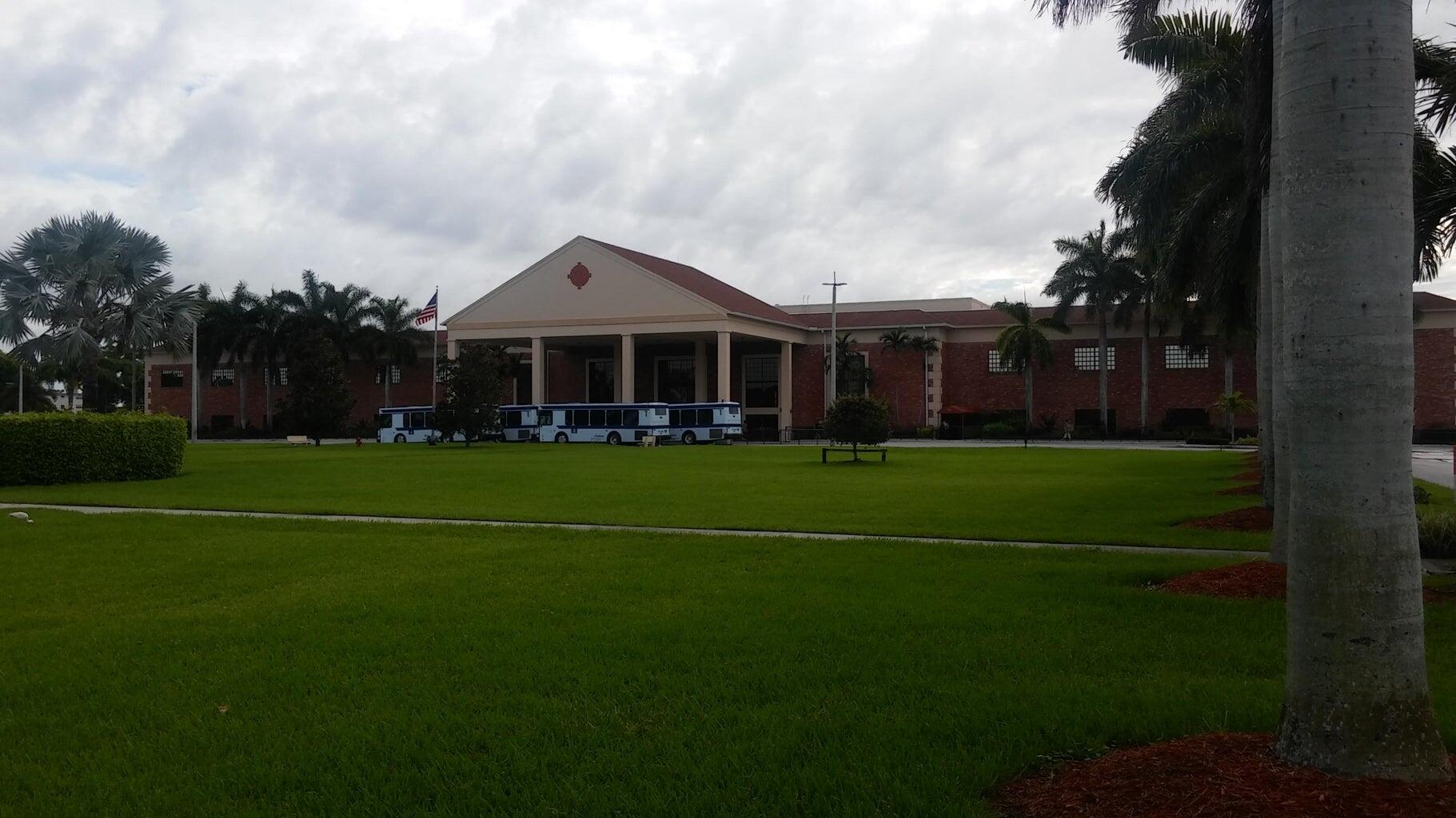 FANSHAW AT CENTURY VILLAGE CONDO - Residential Lease