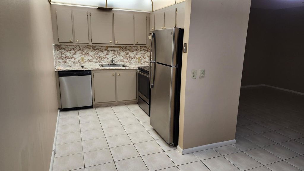 Photo of 251 Fanshaw F, Boca Raton, FL 33434 (MLS # R11168113)