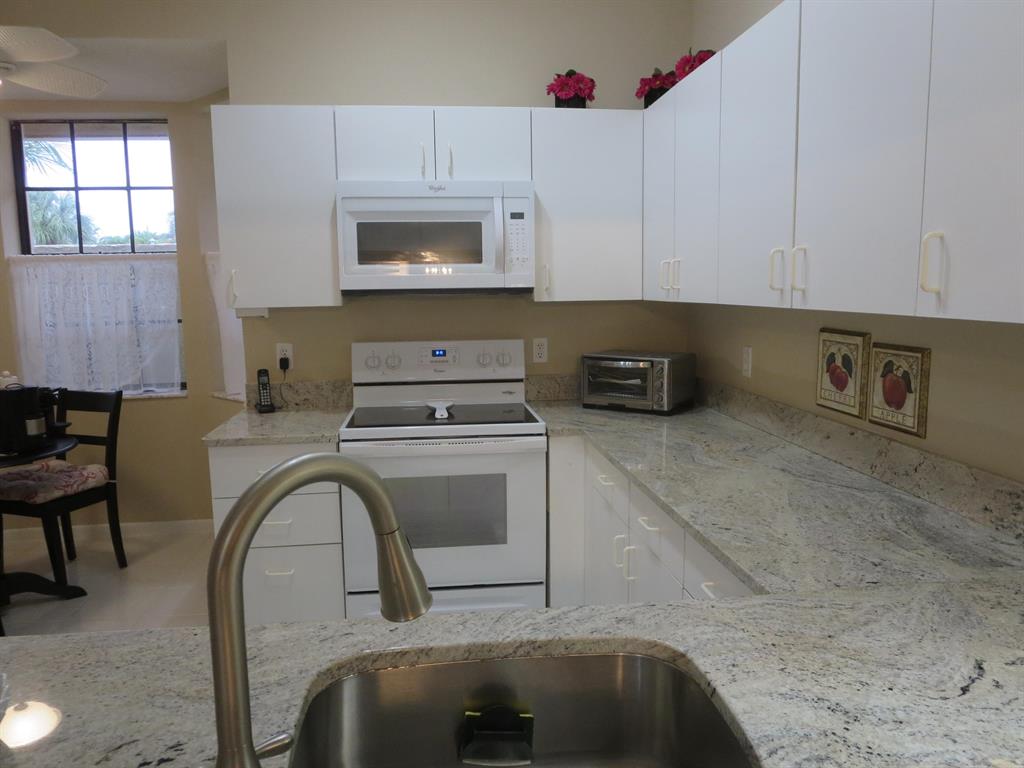 HARBOURS AT ABERDEEN CONDO - Residential Lease