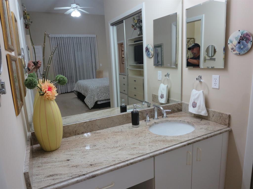 HARBOURS AT ABERDEEN CONDO - Residential Lease