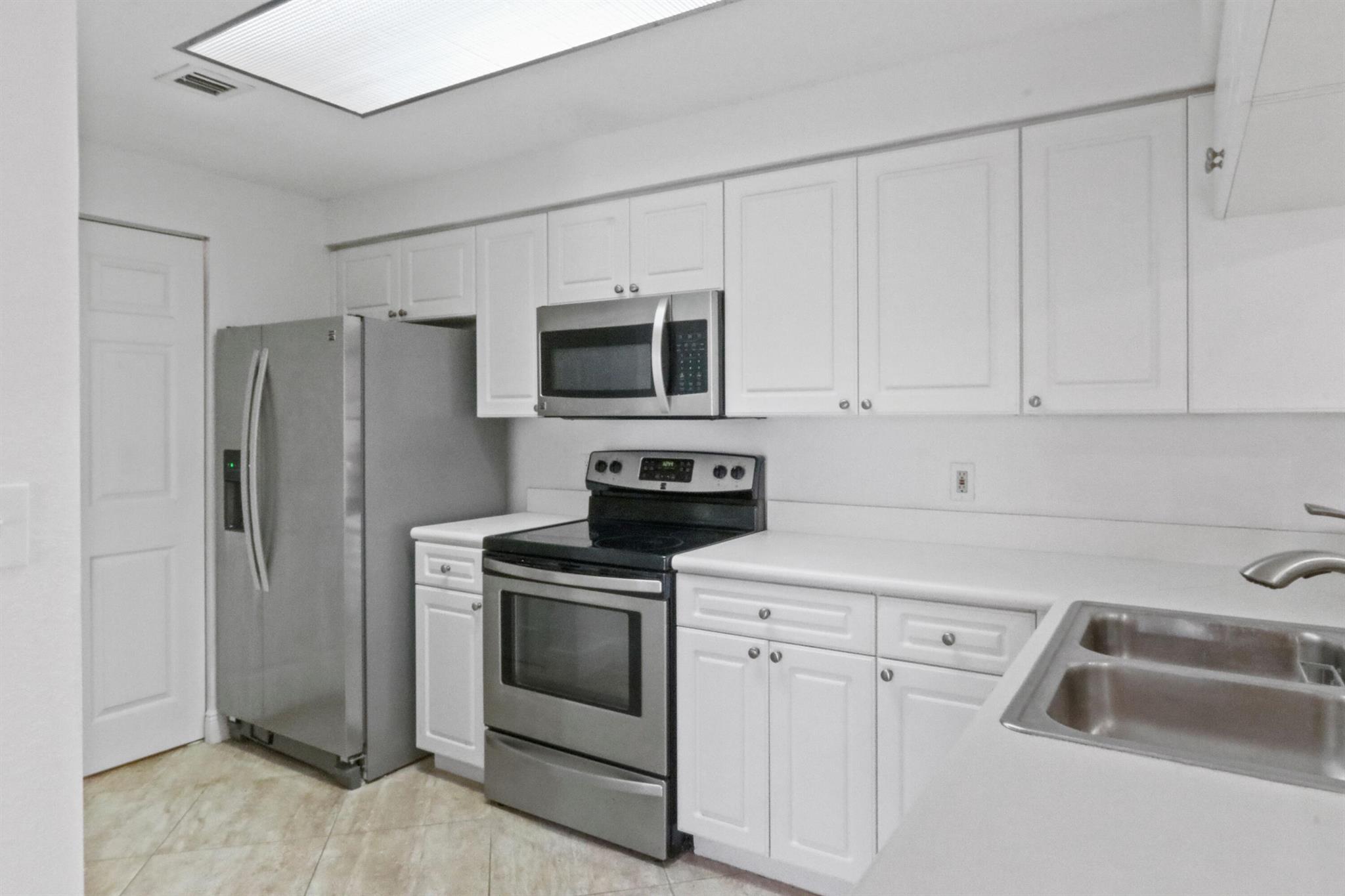 SAN MATERA THE GARDENS CONDO - Residential Lease