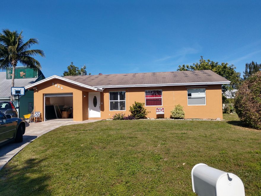 HOME HAS LOTS OF POTENTIAL. NEW ROOF AS OF 04/2018. 3/2/1/ WITH PERMITTED ADDITIONAL FAMILY ROOM. CURRENTLY BEING USED AS FAMILY ROOM AND ADDITIONAL BEDROOM.  INTEIOR LAUNDRY ROOM. WASHER AND DRYER DOES NOT CONVEY WITH SALE. TILE THROUHOUT HOME.  NEEDS SOME WORK. HAS A WATER TREATMENT SYSTEM. ALL SIZES ARE ESTIMATED. ALL INFORMATION DEEMED ACCURATE NOT RELIABLE.  CENTRALLY LOCATED.  LESS THAN 5 MINTUES FROM BOYNTON BEACH MALL, WALMART, YMCA AND LOTS OF OTHER SHOPPING. 5 MILES TO BEACH.  SHORT DISTANCE TO I-95 AND OR TURNPIKE. WASHER AND DRYER DOES NOT CONVEY WITH SALE OF HOME.