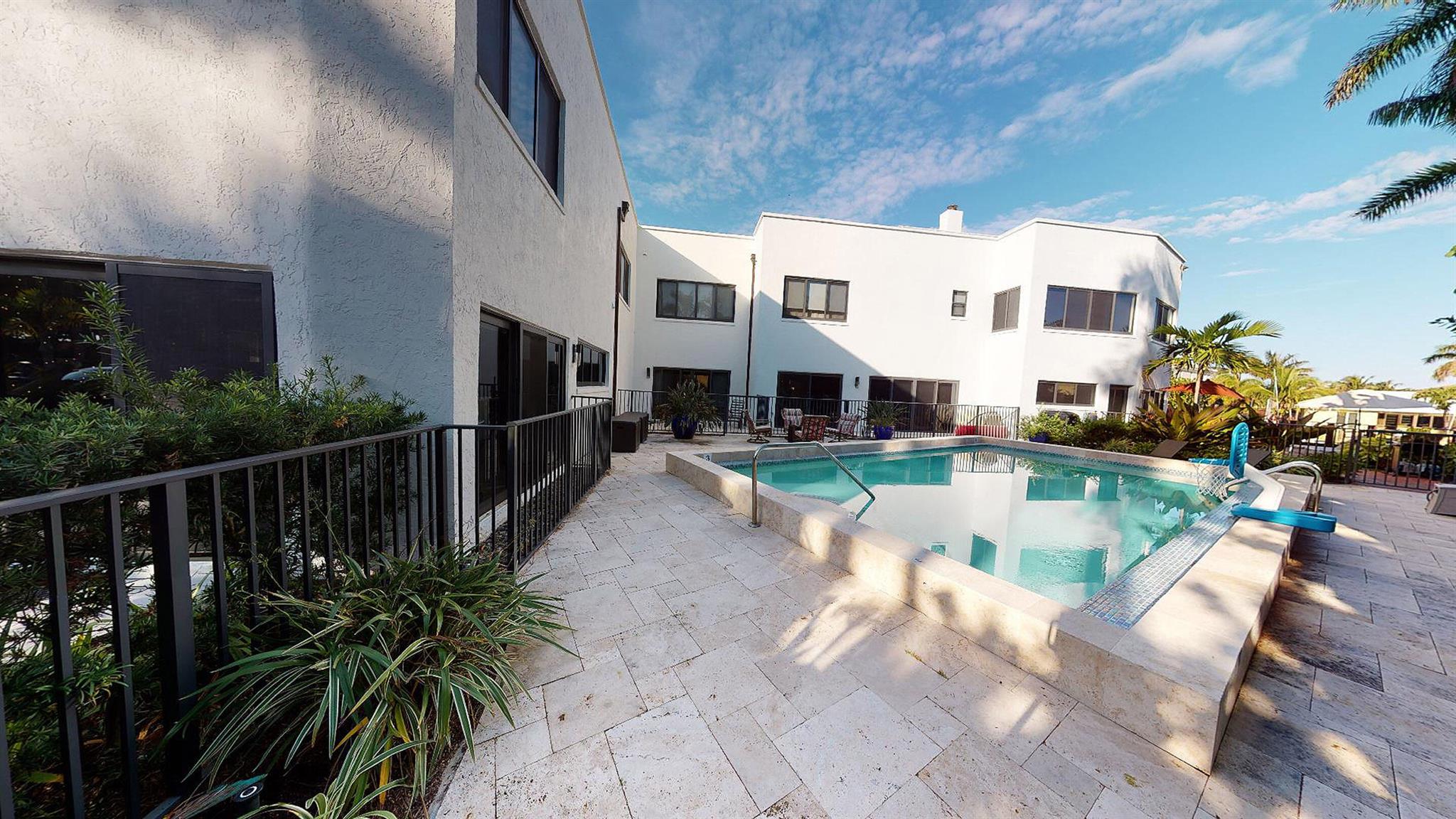 BEL LIDO - Residential Lease