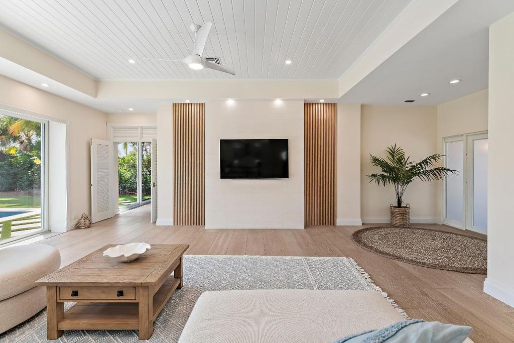 Photo of 28 Coconut Lane, Tequesta, FL 33469 (MLS # R11050734)