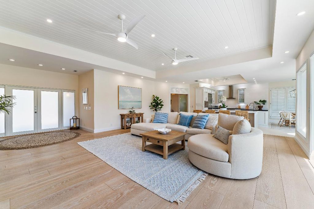 Photo of 28 Coconut Lane, Tequesta, FL 33469 (MLS # R11050734)