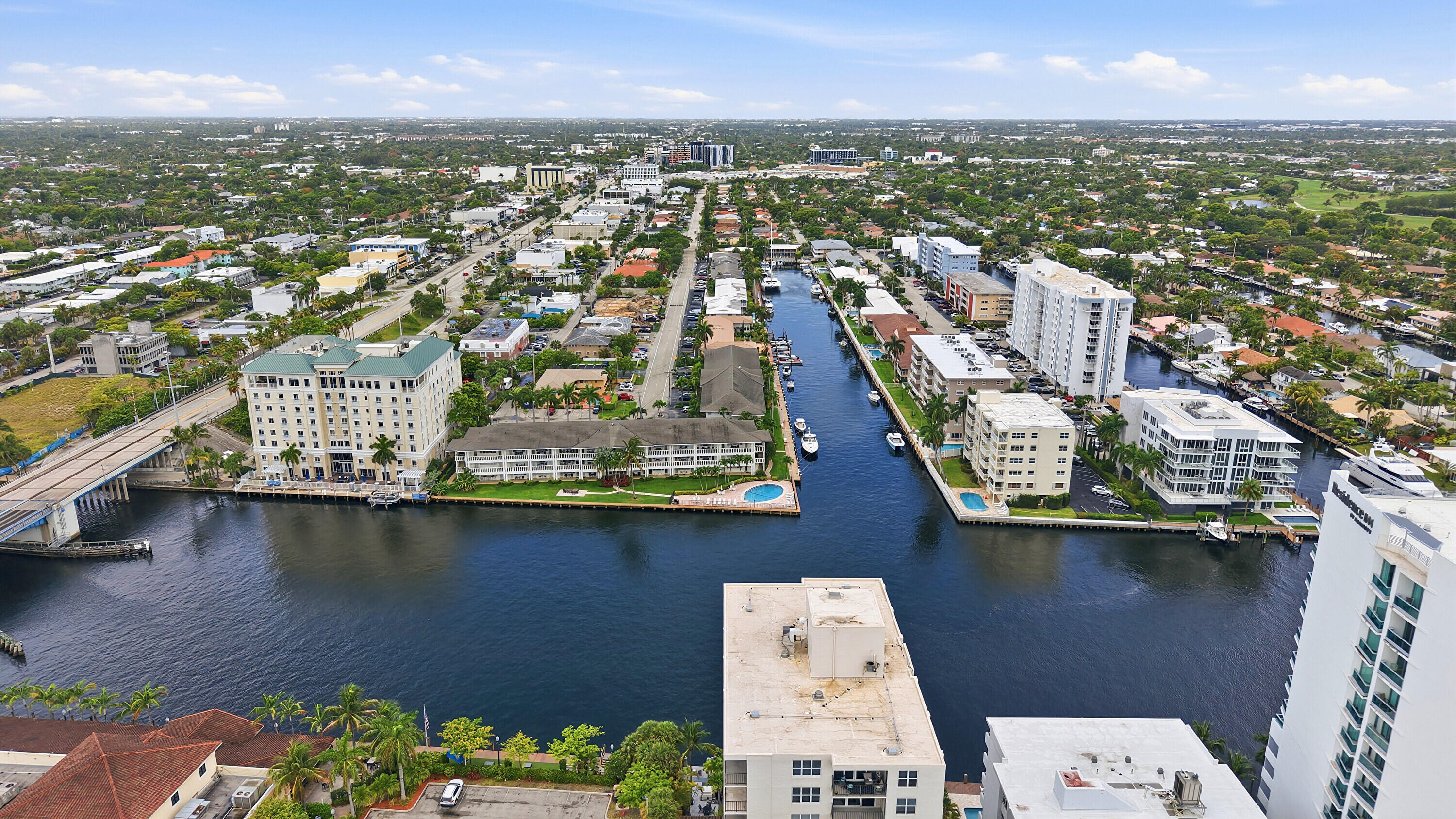 WATERSIDE ON THE INTRACOASTAL - Residential
