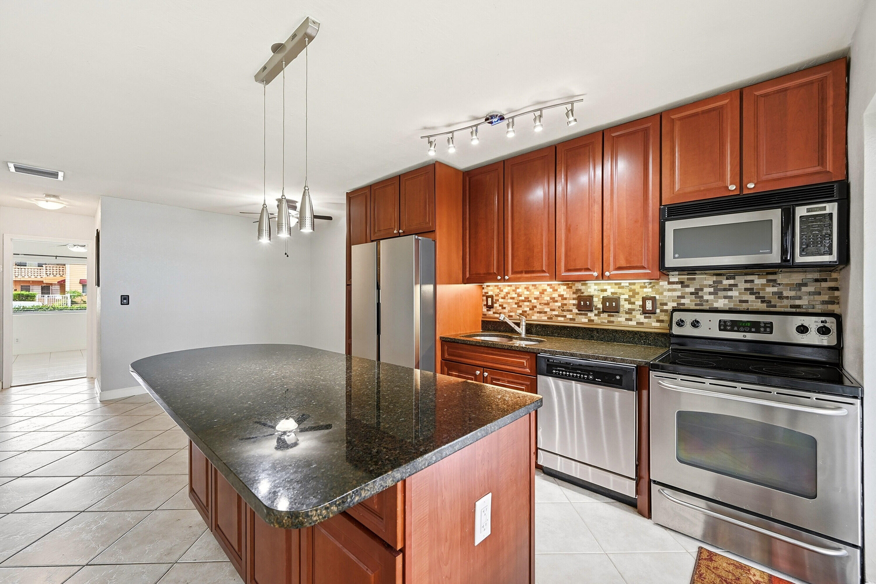 WATERSIDE ON THE INTRACOASTAL - Residential