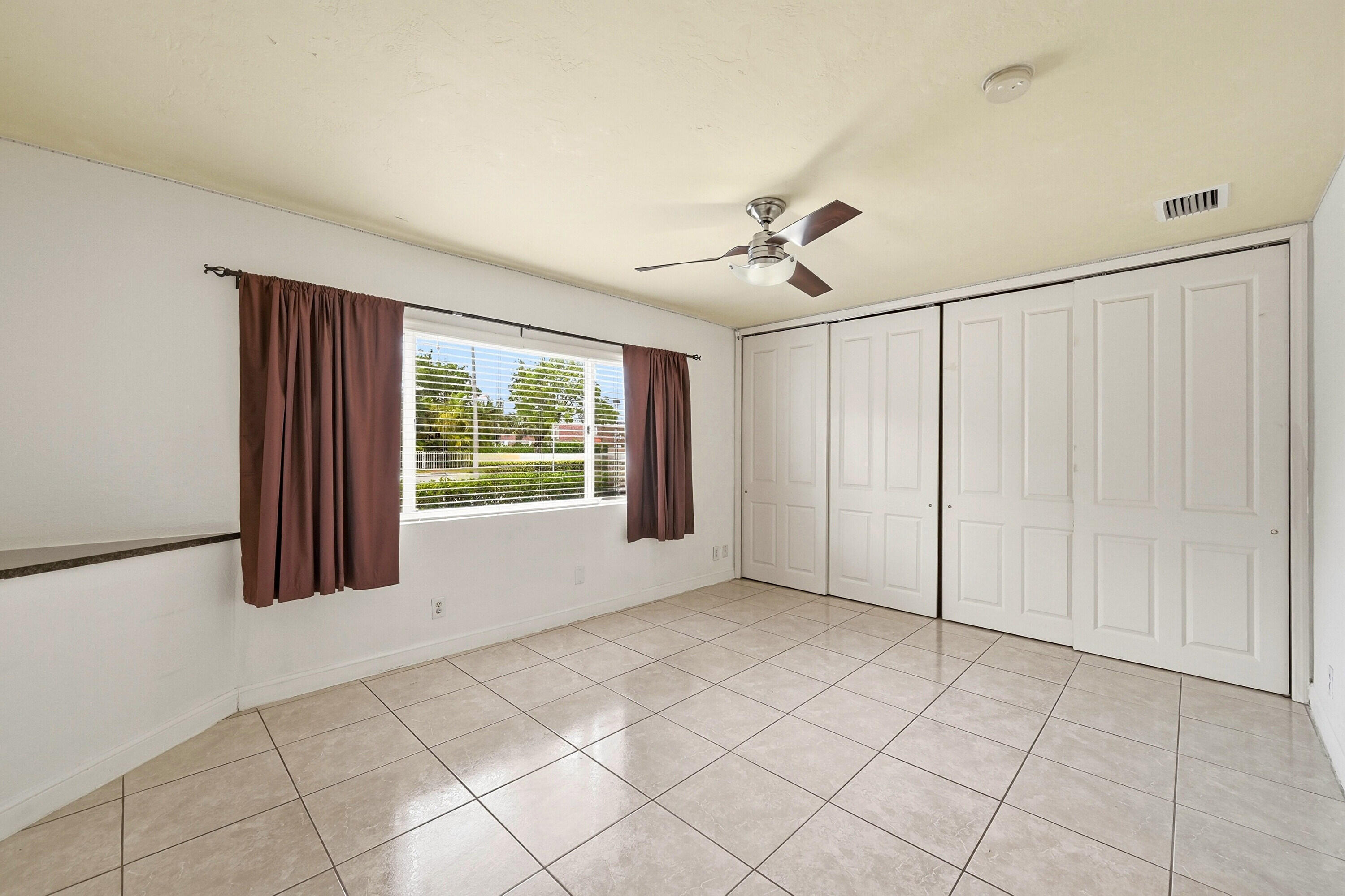 WATERSIDE ON THE INTRACOASTAL - Residential