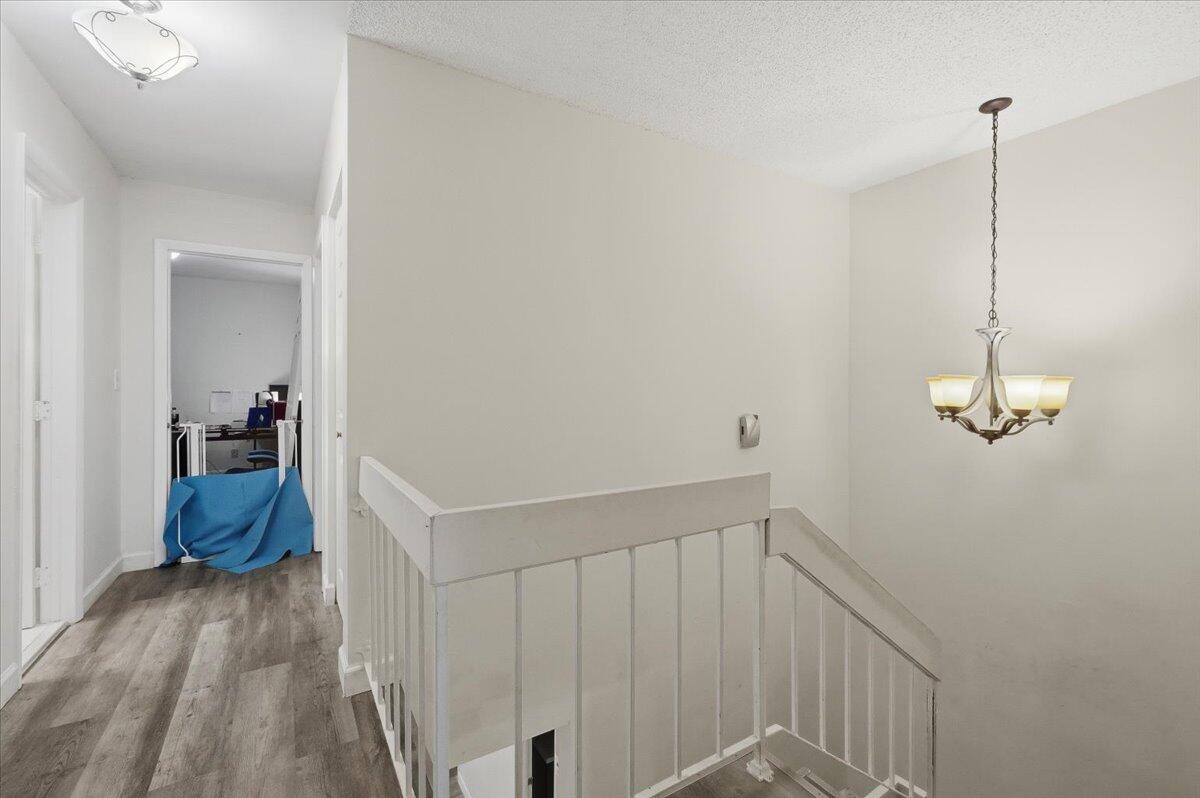 WESTVIEW CONDOMINIUM NO F - Residential Lease