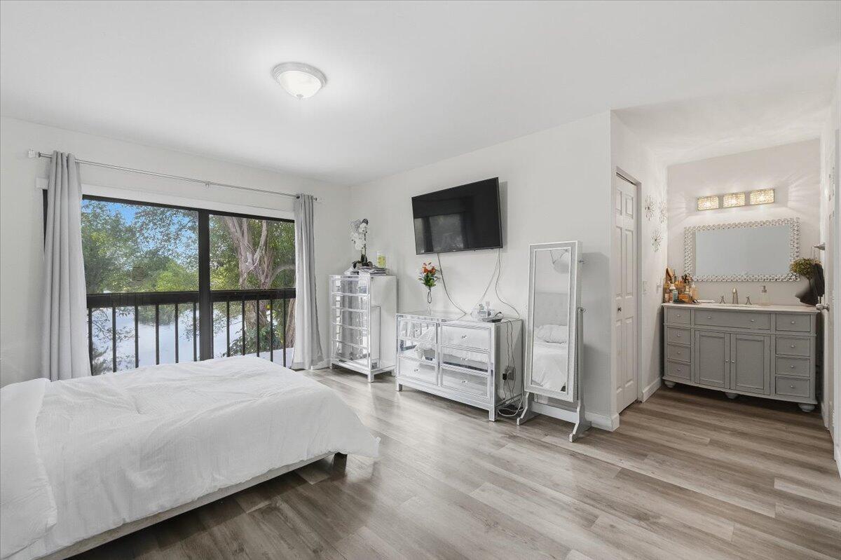 WESTVIEW CONDOMINIUM NO F - Residential Lease