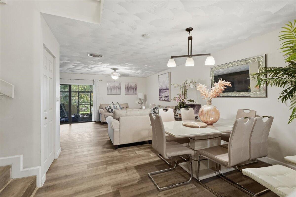 WESTVIEW CONDOMINIUM NO F - Residential Lease