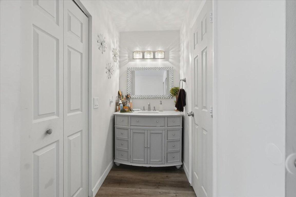 WESTVIEW CONDOMINIUM NO FOUR - Residential Lease