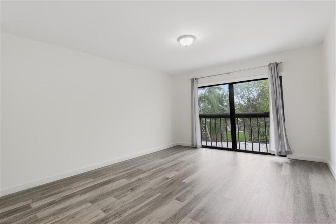 WESTVIEW CONDOMINIUM NO FOUR - Residential Lease