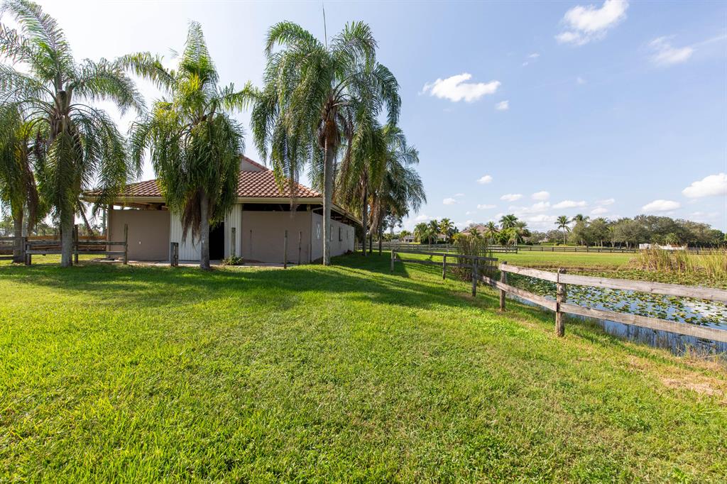 PALM BEACH POINT - Residential