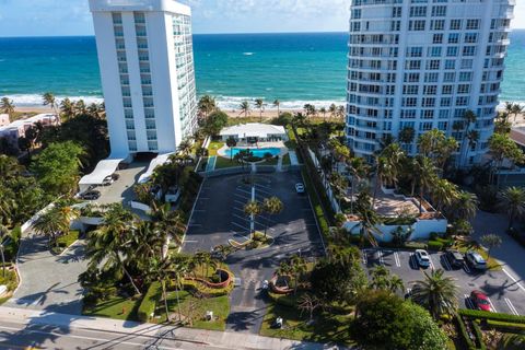 A home in Lauderdale By The Sea