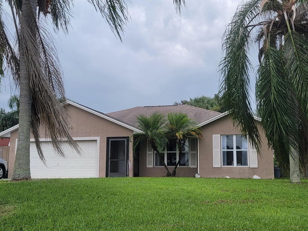 Photo of 1802 SW Hudson Street, Port St Lucie, FL 34953 (MLS # R10920789)