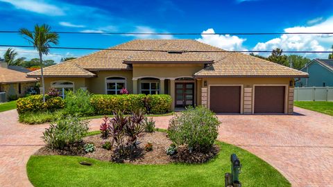 401 SE Verada Avenue Port St Lucie FL 34983