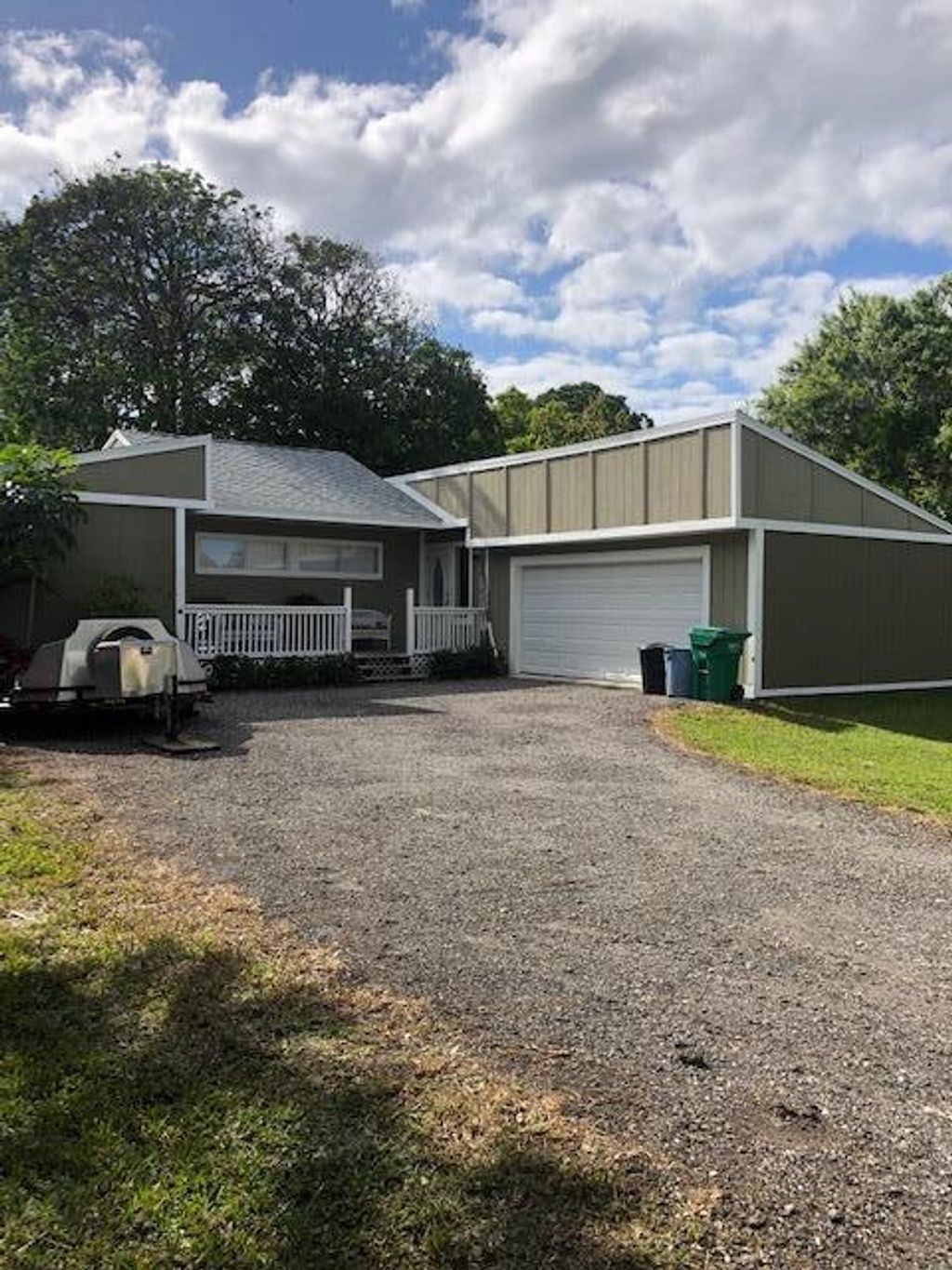 Photo of 4703 Magnolia Drive, Fort Pierce, FL 34982 (MLS # R10699531)