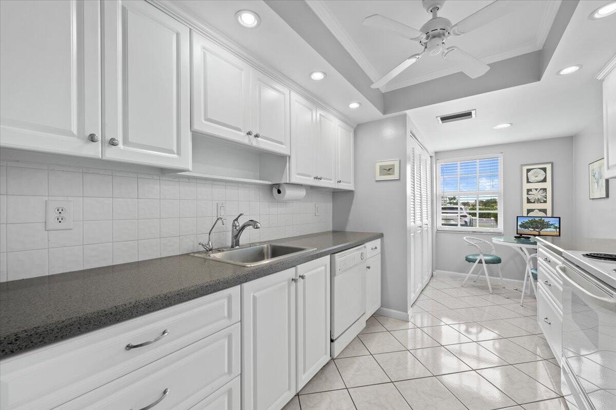 Sugar Sands Condo Assoc. - Residential