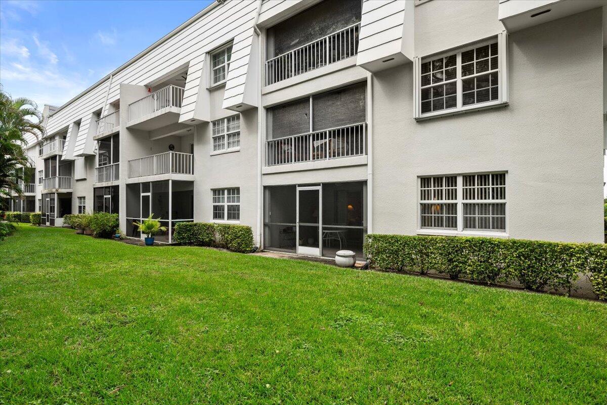 Sugar Sands Condo Assoc. - Residential