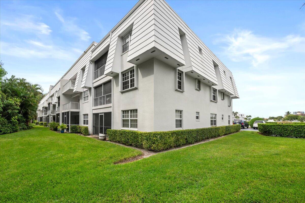 Sugar Sands Condo Assoc. - Residential