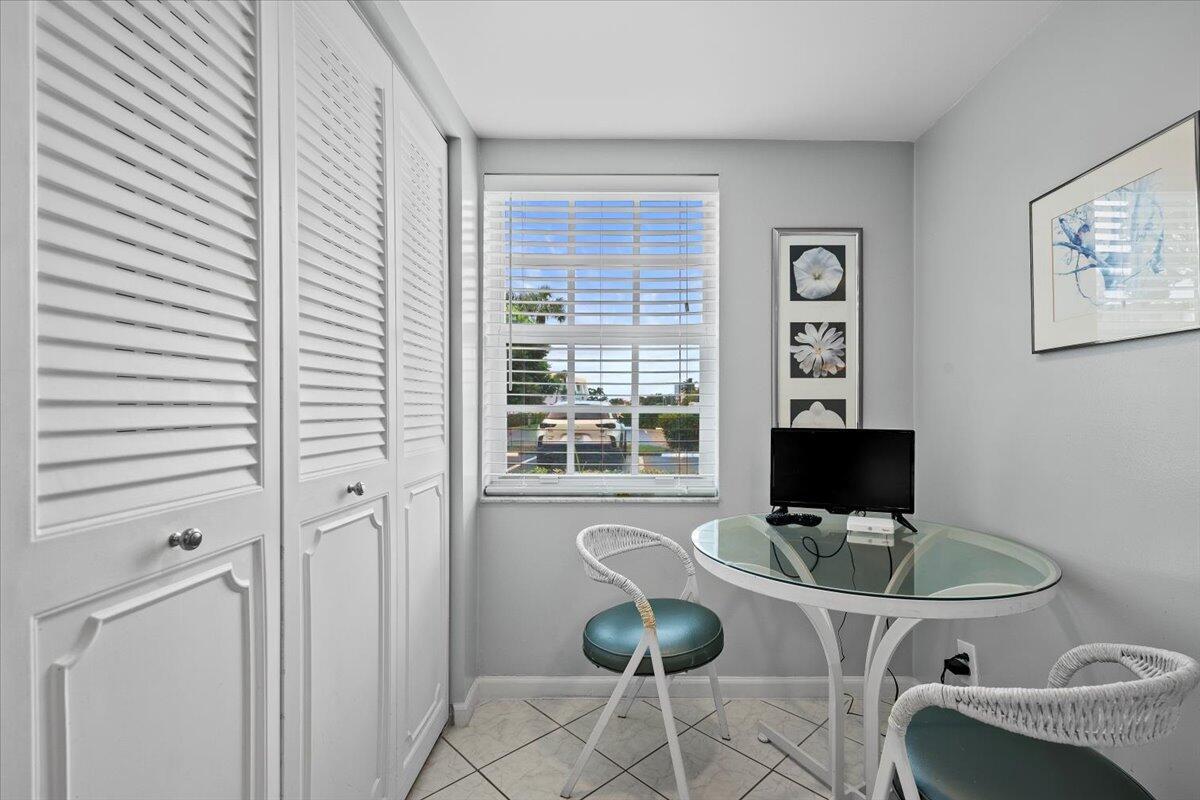 Sugar Sands Condo Assoc. - Residential