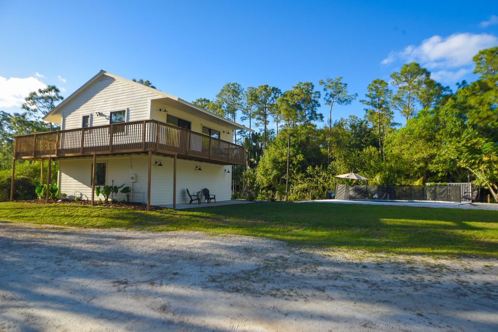 Photo of 11361 161st Street N, Jupiter, FL 33478 (MLS # R10867402)