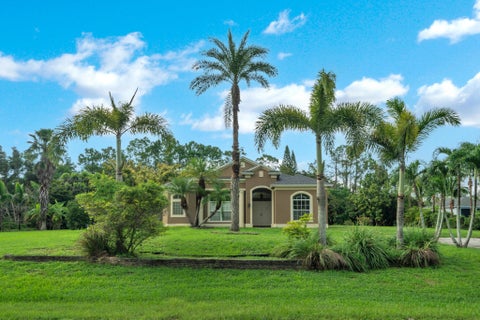 Photo of 16785 81st Lane N, Loxahatchee, FL 33470 (MLS # B26074860)
