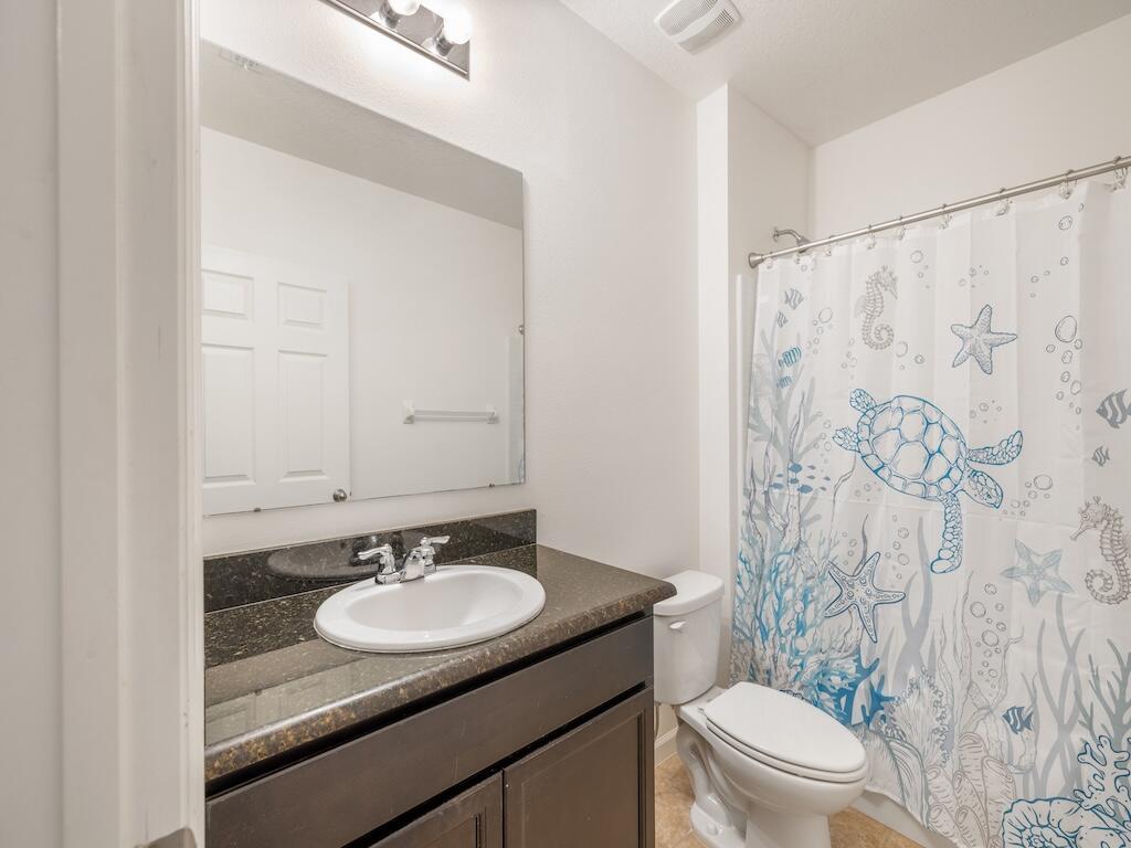 LEXINGTON PLACE SUBDIVISI - Residential Lease