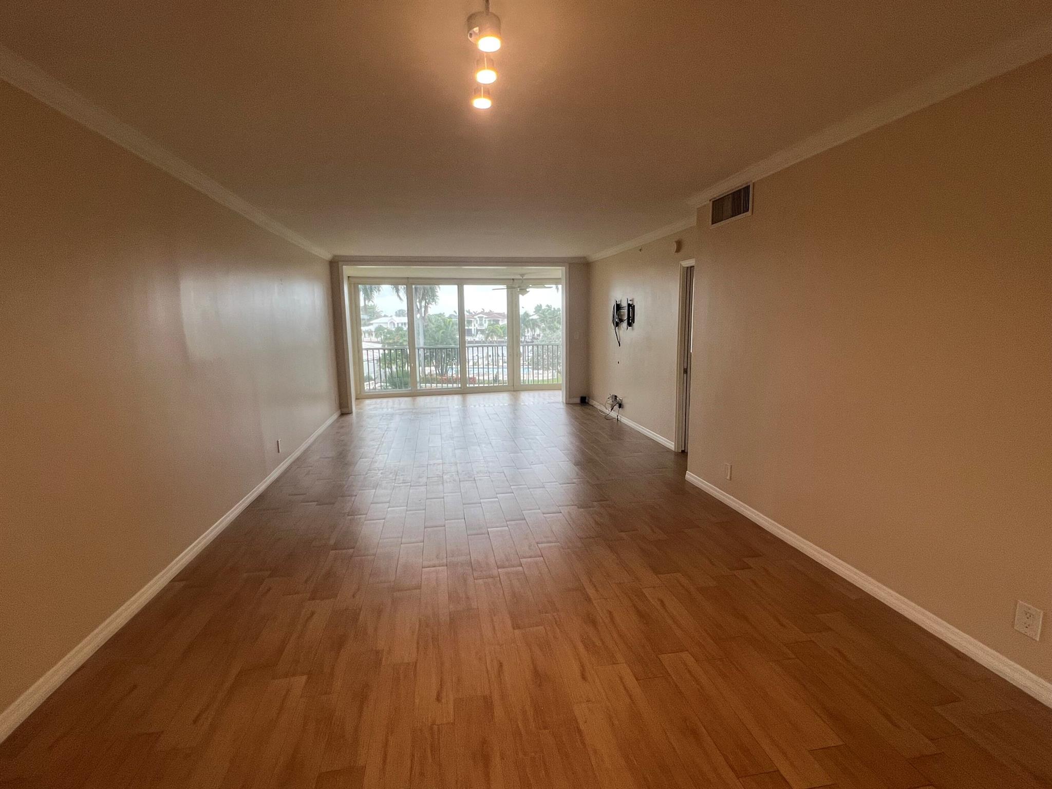 SEAGATE OF HIGHLAND CONDO - Residential Lease