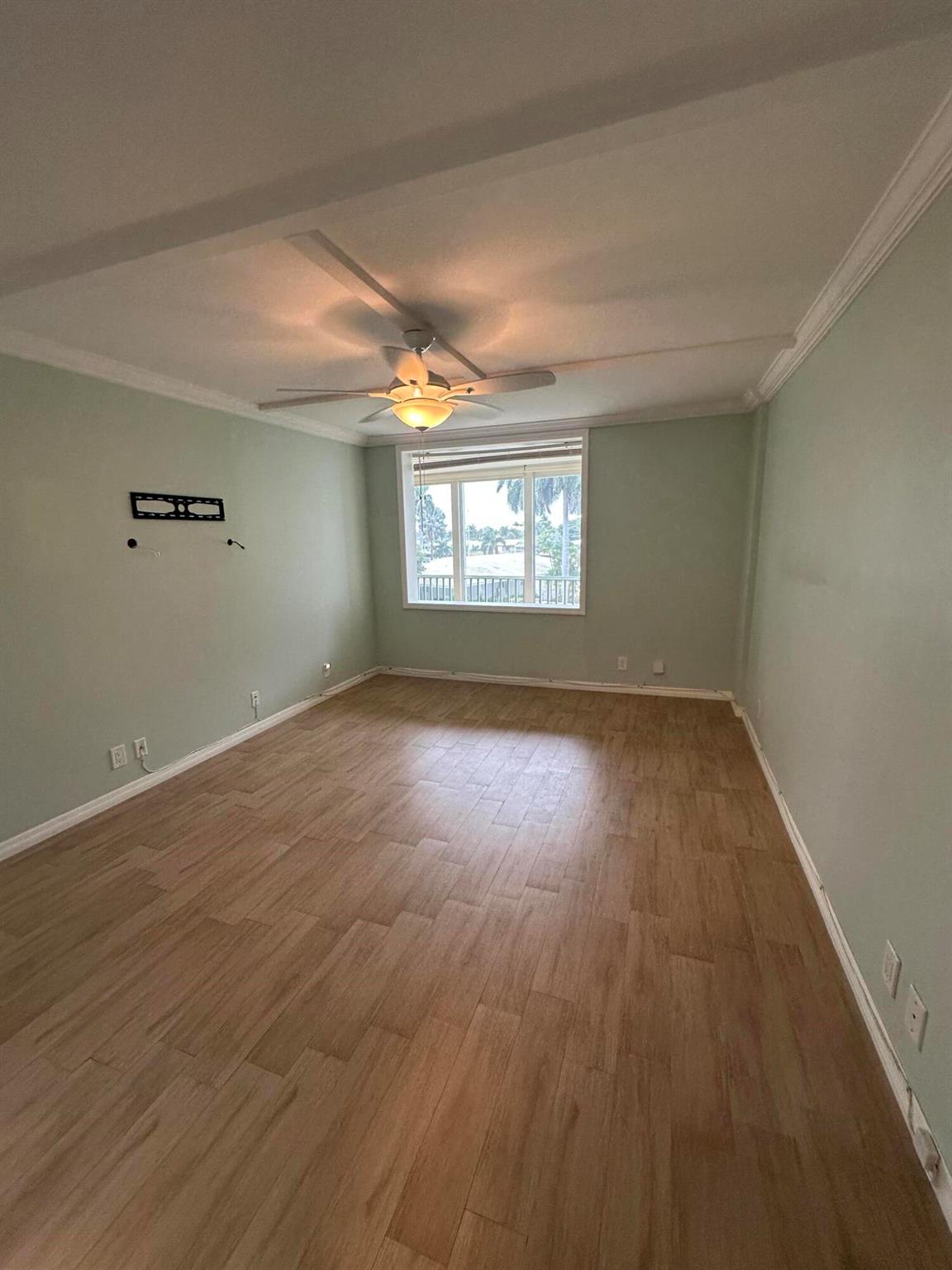 SEAGATE OF HIGHLAND CONDO - Residential Lease