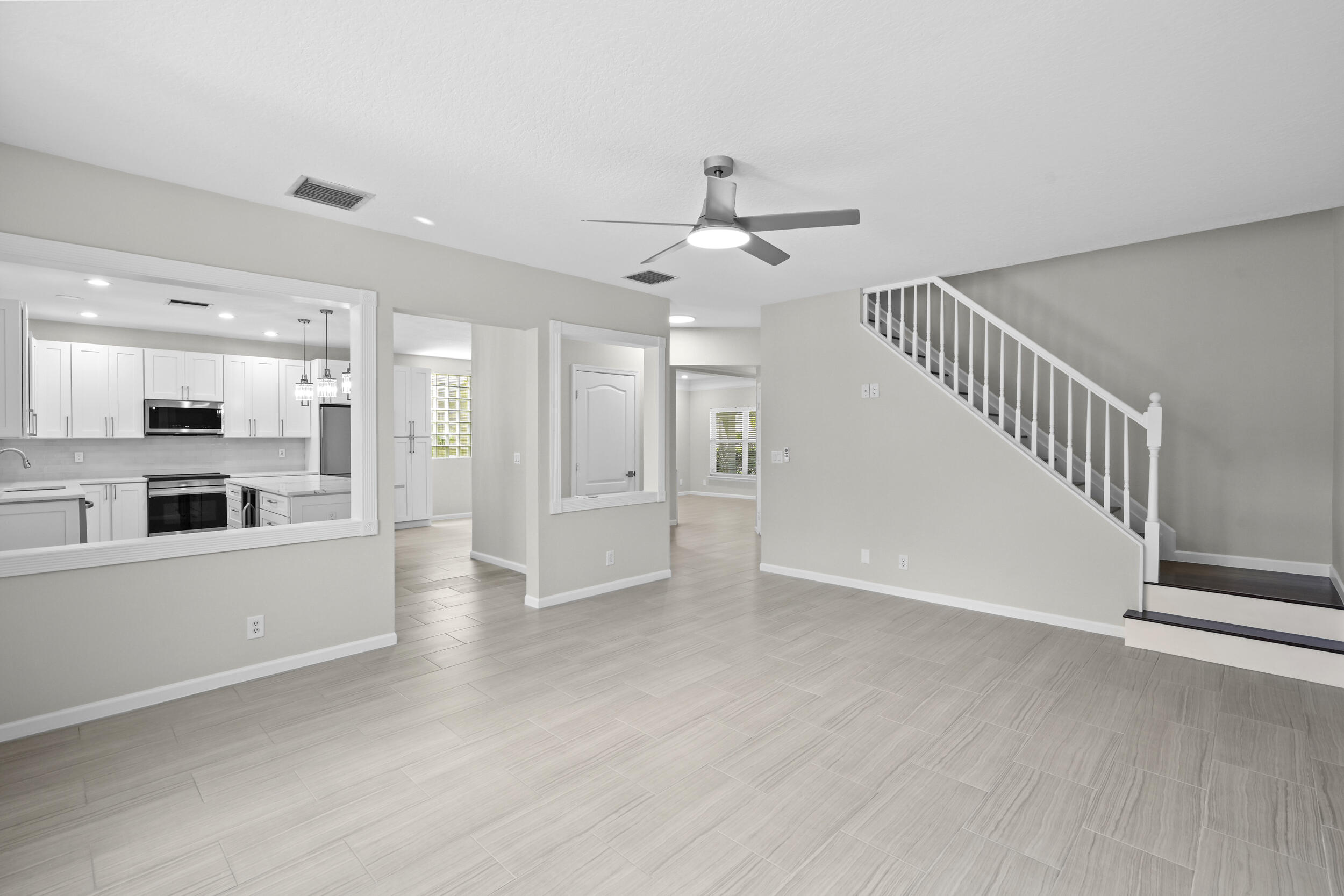 PALM POINTE AT MARTIN DOWNS (AKA MARTIN DOWNS PLAT - Residential