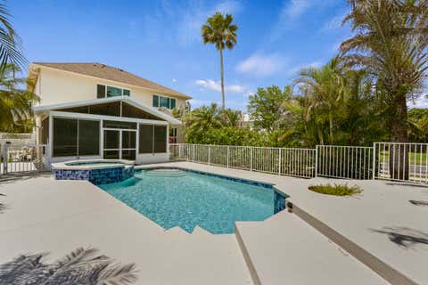 Photo of 3189 SW Solitaire Palm Drive, Palm City, FL 34990 (MLS # B26021560)