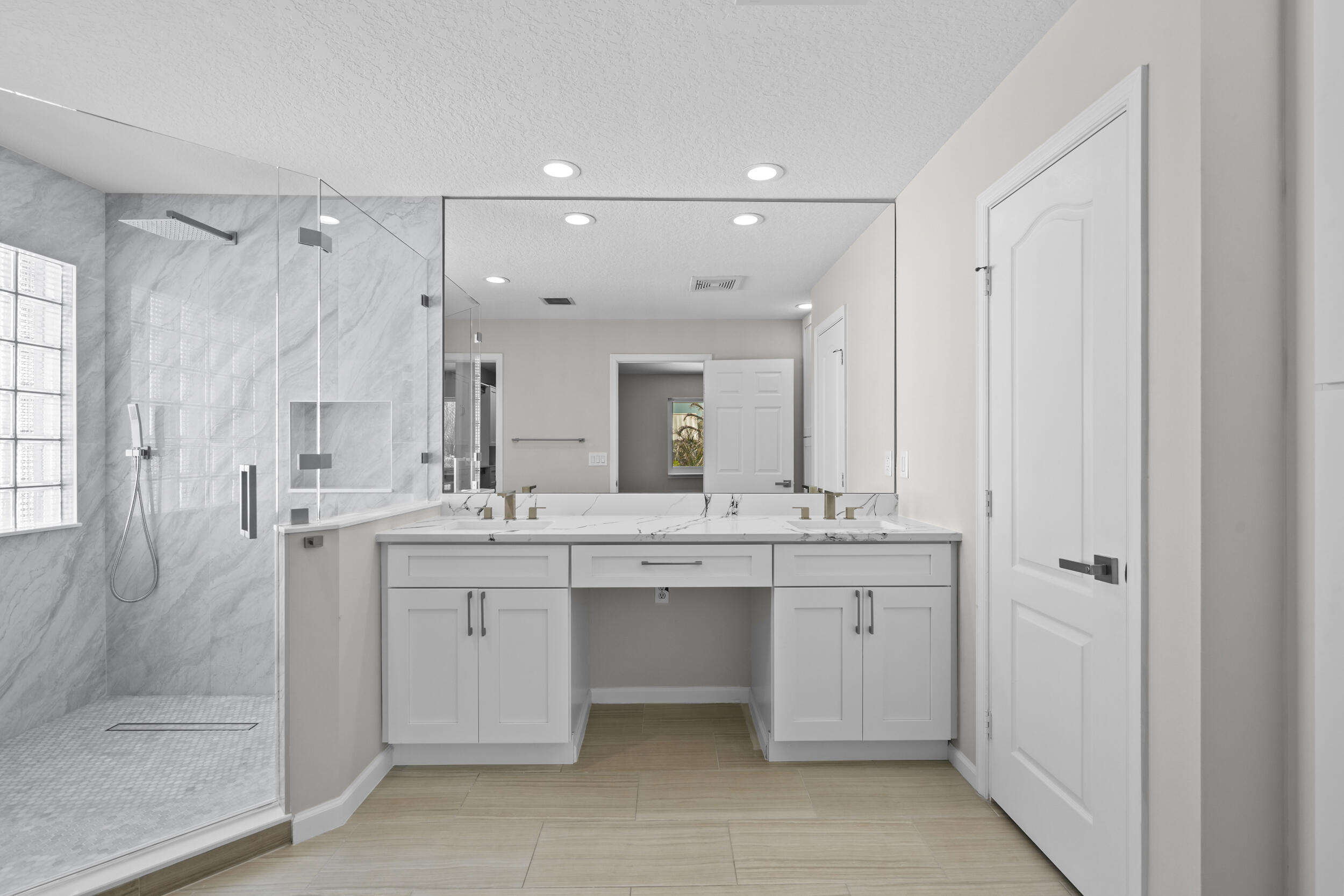 PALM POINTE AT MARTIN DOWNS (AKA MARTIN DOWNS PLAT - Residential