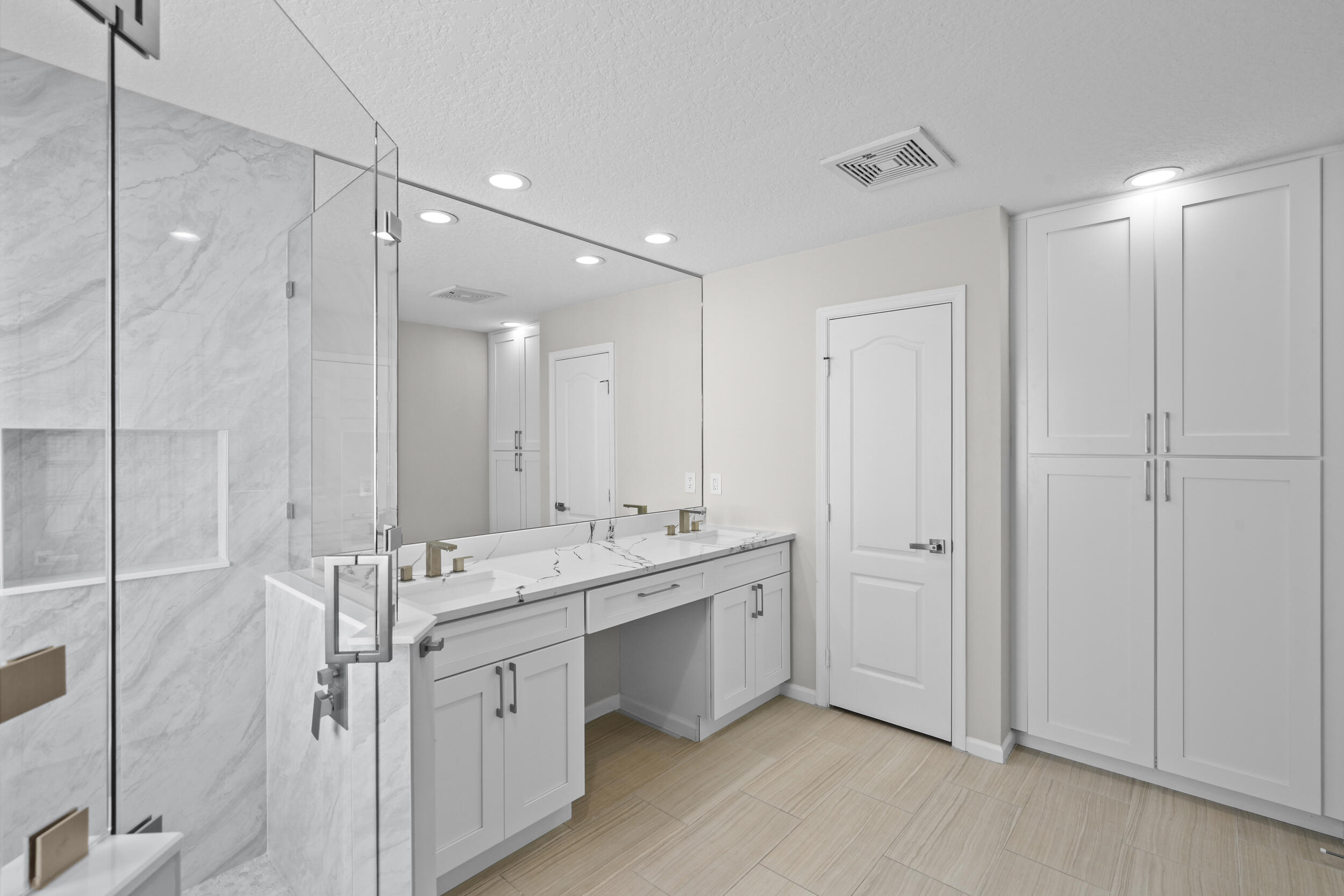 PALM POINTE AT MARTIN DOWNS (AKA MARTIN DOWNS PLAT - Residential