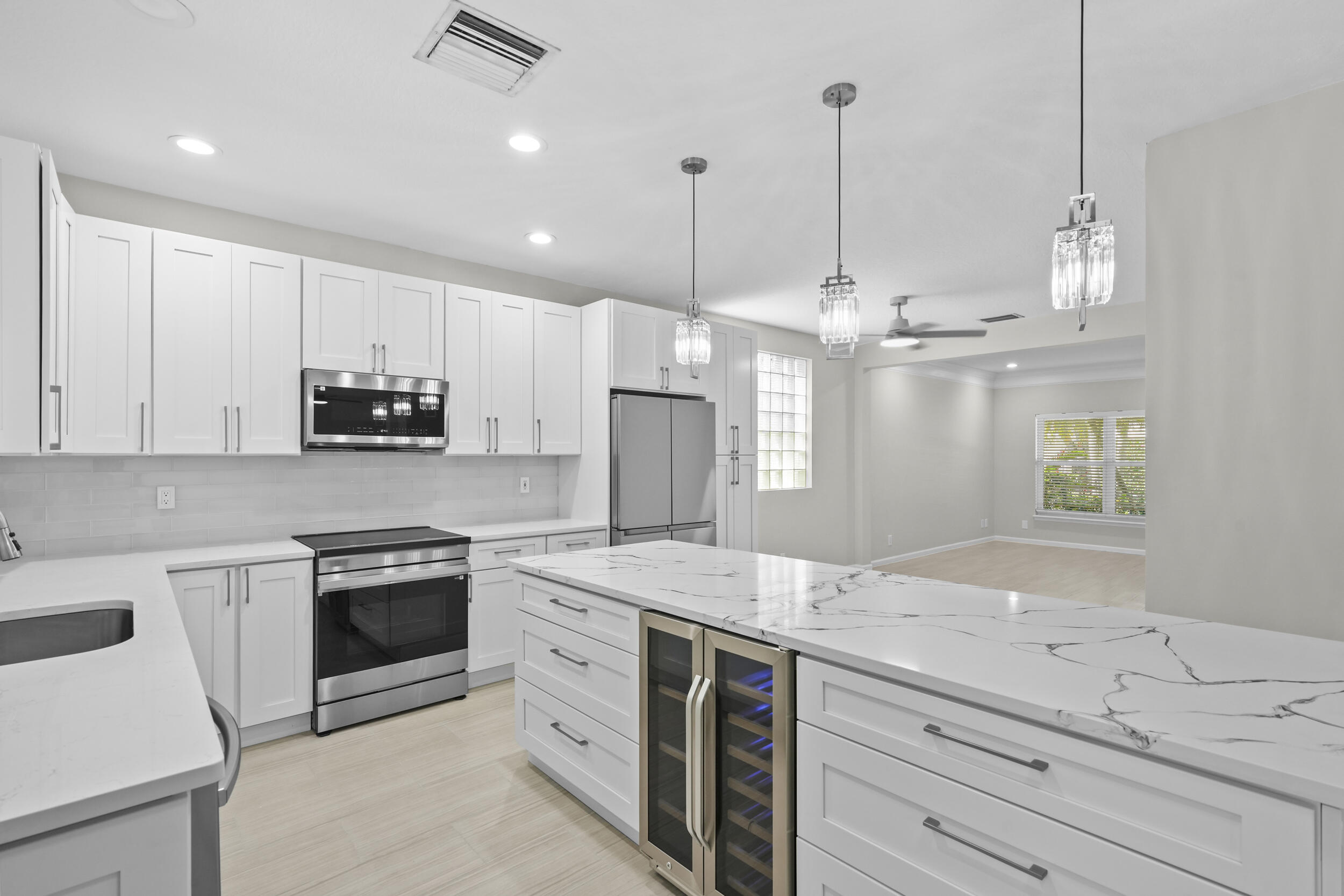 PALM POINTE AT MARTIN DOWNS (AKA MARTIN DOWNS PLAT - Residential